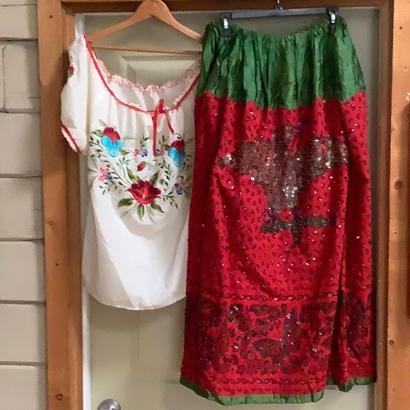 Vintage 1930s China Poblano folk skirt with top - Picture 1 of 13